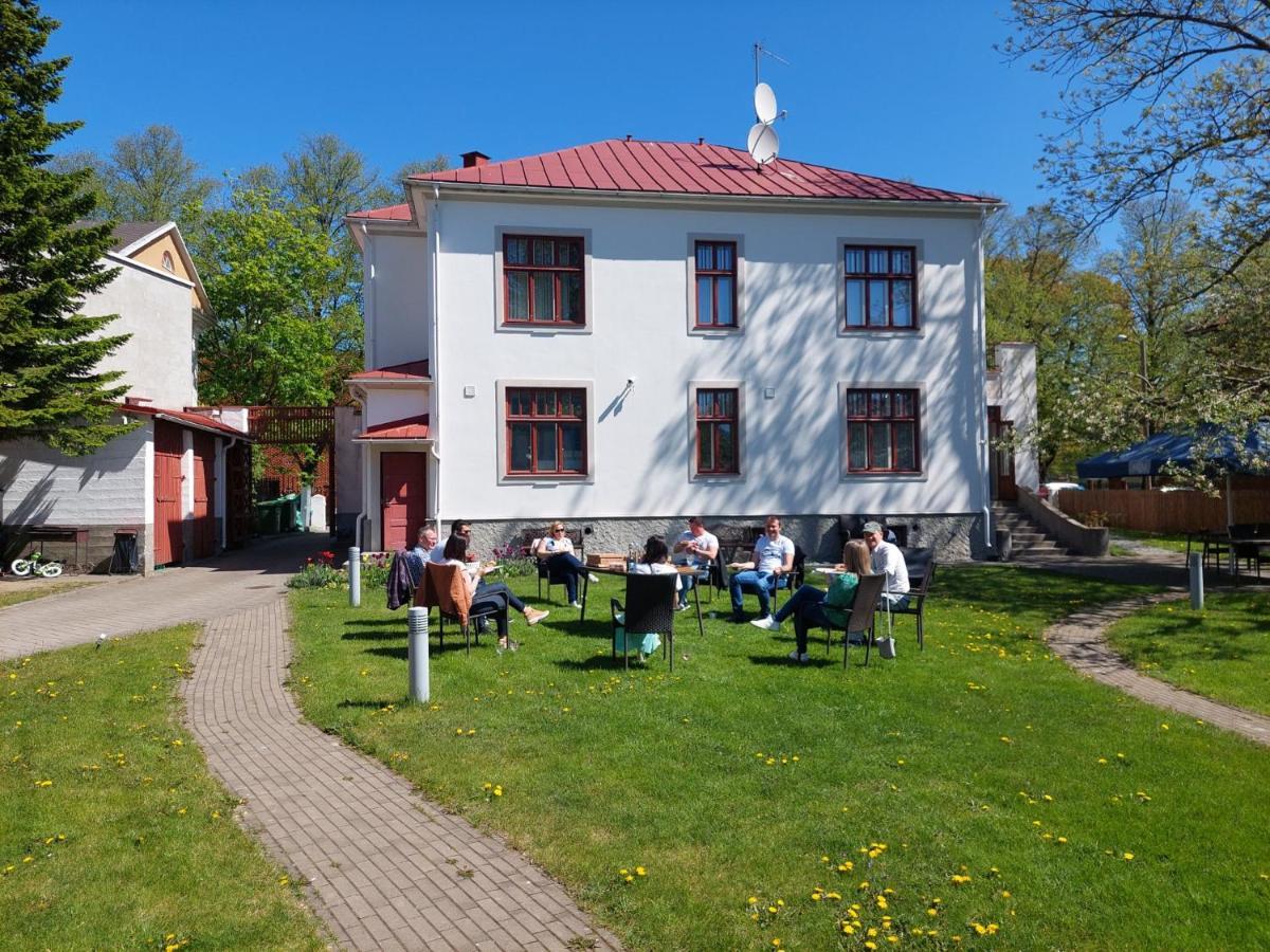 Villa Meri Parnu Bagian luar foto